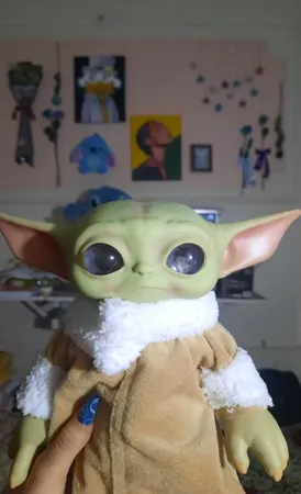 عروسک مدل بیبی یودا ارتفاع 28 سانتی‌ متر