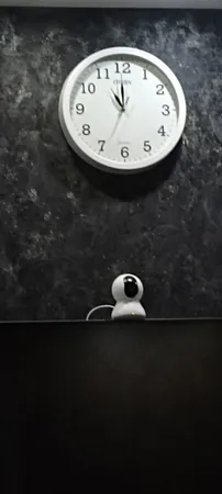 ساعت دیواری عقربه ای سیتیزن طرح دایره مدل اعداد لاتین