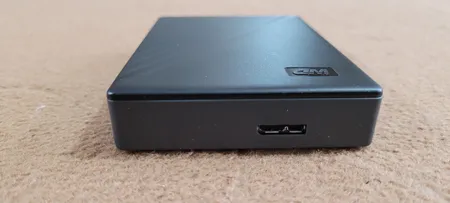 هارد اکسترنال وسترن دیجیتال مدل My Passport ظرفیت چهار ترابایت دارای رابط USB Type-A 3.2