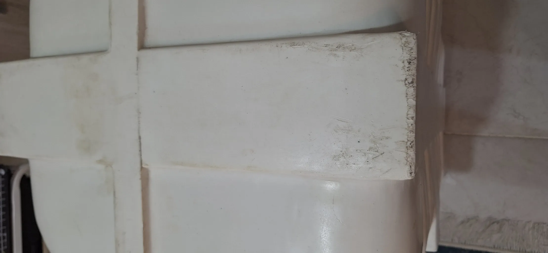 مخزن آب رهاورد فارس کد 895 ظرفیت 200 لیتر