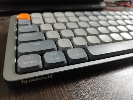 کیبورد ردراگون مدل Azure K652 PRO RGB