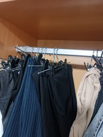 چوب لباسی مدل گیره ای بسته 4 عددی