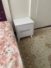 تجریه خرید میز پاتختی مدل BL0093