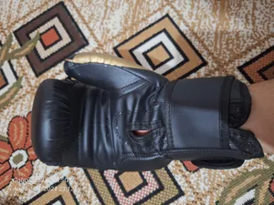 تجریه خرید دستکش بوکس مدل دی ای اچ