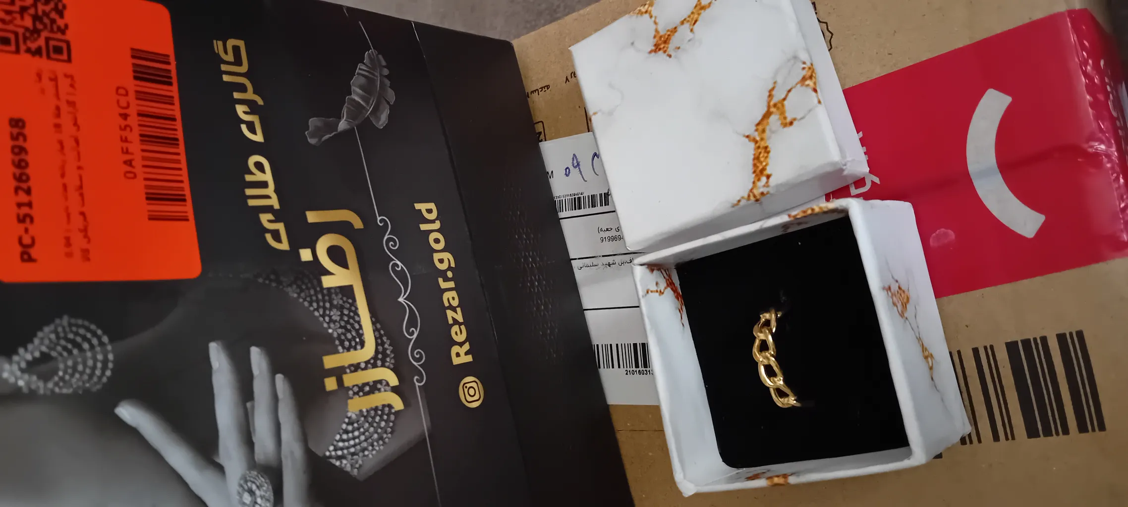 انگشتر طلا 18 عیار زنانه با طرح کارتیه مدل 01 سایز 55