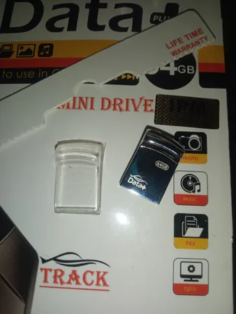 فلش مموری دیتا پلاس مدل TRACK ظرفیت 64 گیگابایت