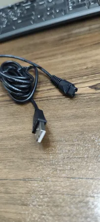 ماشین اصلاح سر و صورت وی جی آر مدل V-085