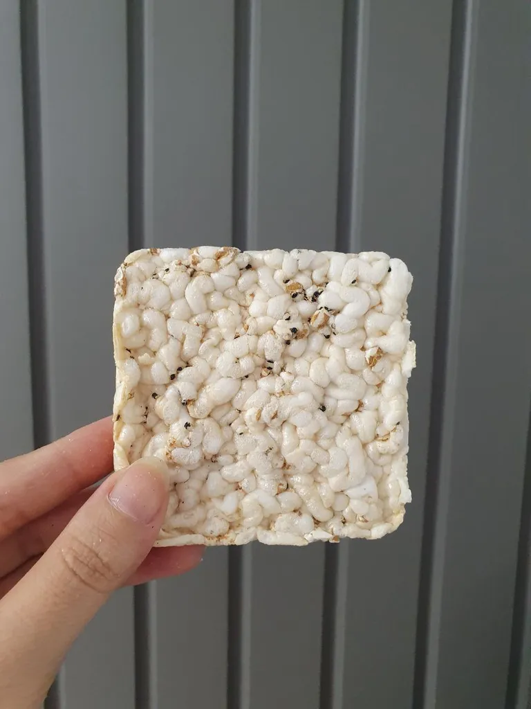 رایس کیک چند غله اُ.آ.ب - 100 گرم