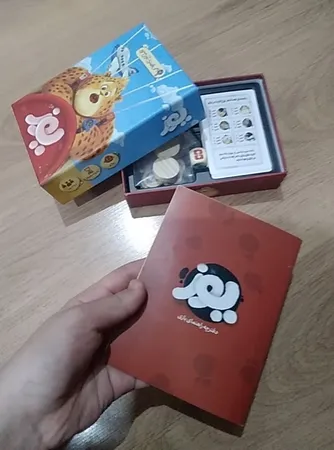 بازی فکری یوز مدل کارتی مناسب برای سن 10 سال به بالا