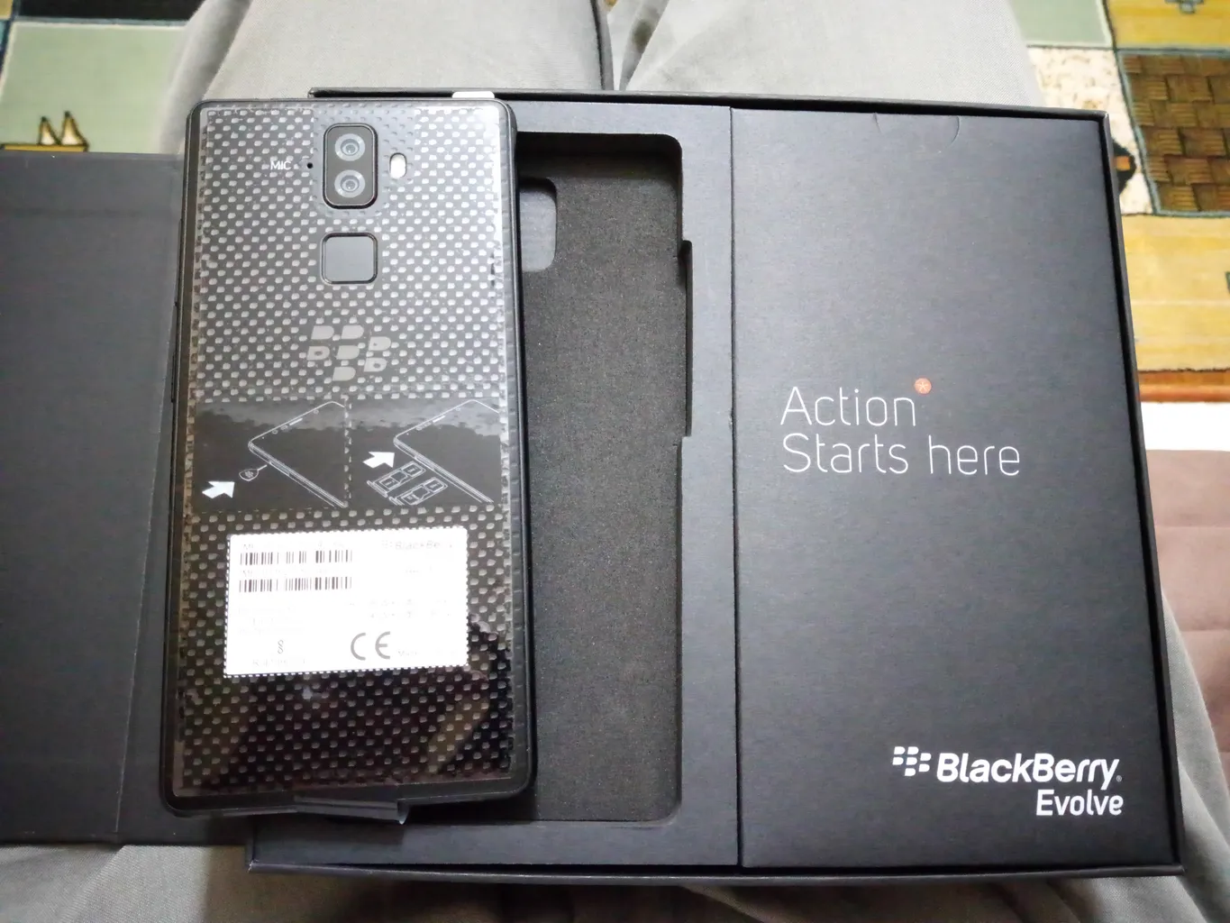 گوشی موبایل بلک بری مدل Evolve BBG100-1 دو سیم‌ کارت ظرفیت 64 گیگابایت