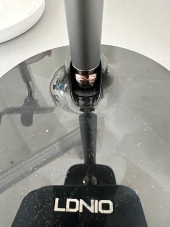 پایه نگهدارنده گوشی موبایل و تبلت الدینیو مدل MG05