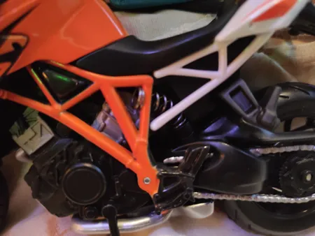 موتور بازی مایستو مدل KTM 1290 SUPER DUKE R 1/12