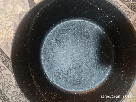 قابلمه چدن نالینو مدل Feleti سایز 20