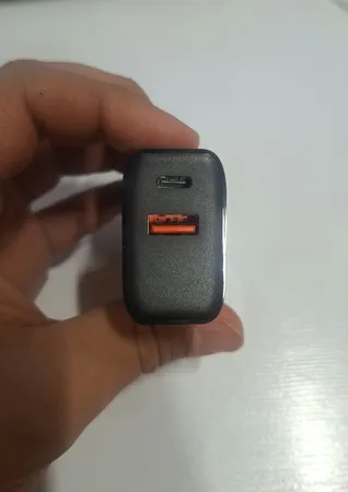 شارژر دیواری 33 وات مک دودو مدل CH-0921