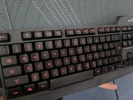 کیبورد گیمینگ جنیوس مدل G7