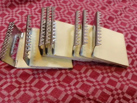 بست فرش و موکت کد BA20 بسته 20 عددی