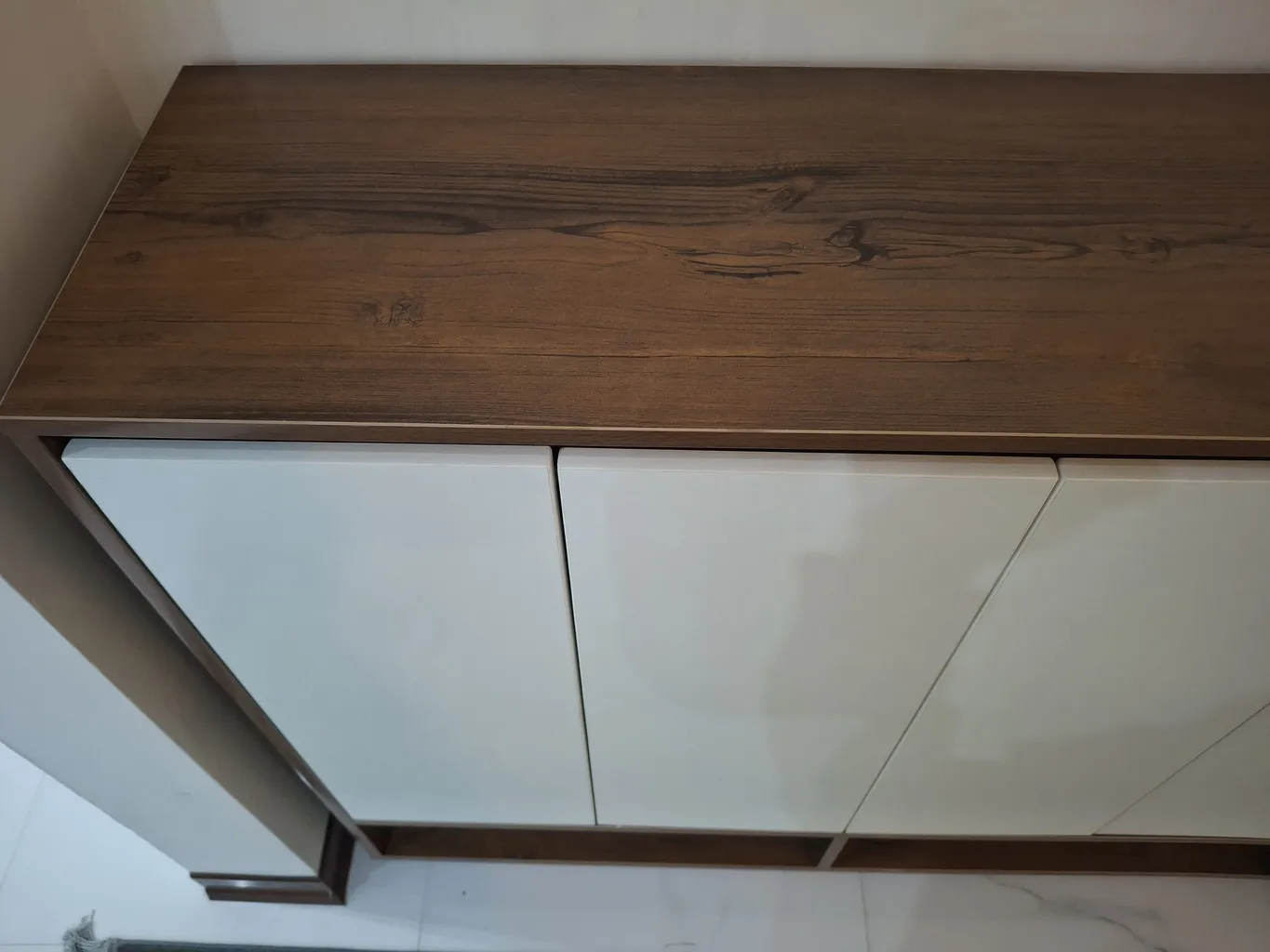 جاکفشی اسمردیس مدل H105