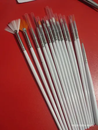 قلم موی طراحی ناخن مدل 702D بسته 15 عددی