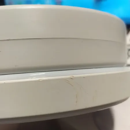 آینه آرایشی Foldaway مدل چراغ دار با قابلیت بزرگنمایی