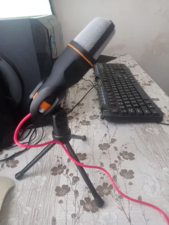 میکروفون ینمای مدل SF-666