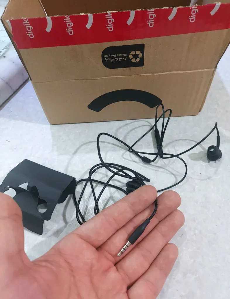 هندزفری  مدل AKG-EO-GH106