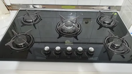 اجاق گاز صفحه ای زرتوس مدل ZG550