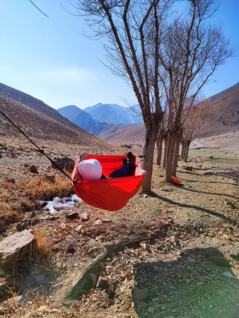 تخت آویز سفری مدل شمعي