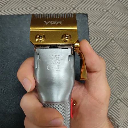 ماشین اصلاح موی سر و صورت وی جی ار مدل VGR V-140