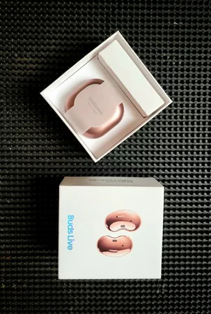 هدفون بلوتوثی سامسونگ مدل Galaxy Buds Live