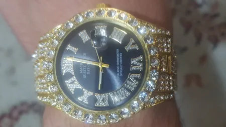 ساعت مچی عقربه‌ای مردانه کوارتز مدل فول نگین کد UNAN-TA1