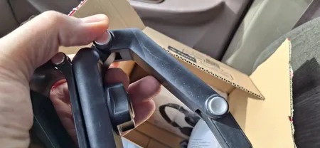 پایه نگهدارنده گوشی موبایل مدل sun visor طرح آفتابگیر خودرو