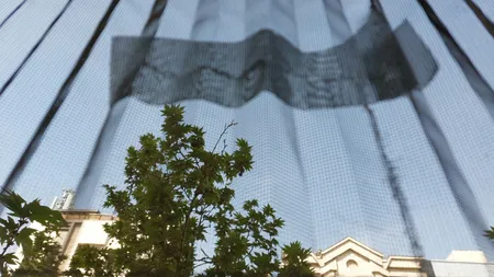 چسب ترمیم توری پنجره نادیاهوم مدل meshrepair طول 2 متر