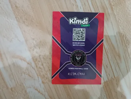 اسباب بازی زینتی کیمدی مدل لیونل مسی ۲۰۲۴ بیسیک