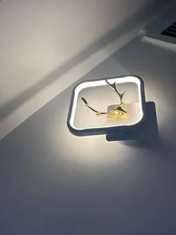 چراغ دیواری مدل ال ای دی طرح گوزن