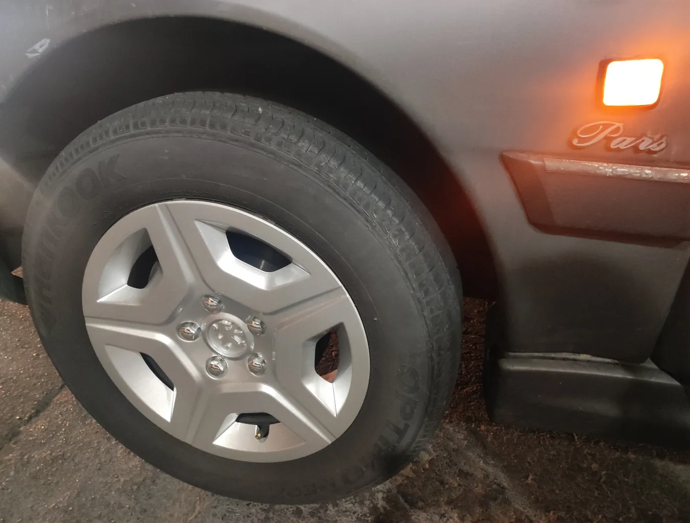 قالپاق چرخ مدل TARA 2 سایز 15 اینچ مناسب برای پژو پارس بسته 4 عددی