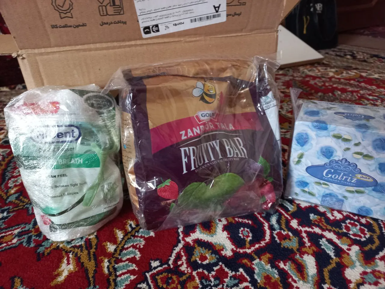 لواشک پذیرایی چند لایه زنبور طلا - 1 کیلوگرم