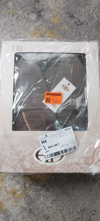 سرویس حوله پالتویی 3 تکه اچ بی طرح آریتسا سایز 125