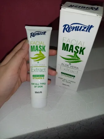 ماسک صورت رینوزیت مدل آلوئه ورا حجم 100 میلی لیتر