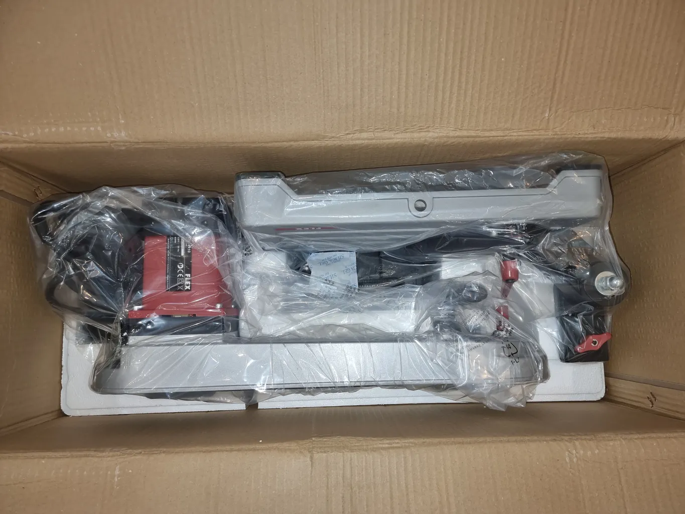 اره نواری فلکس مدل SBG 4910