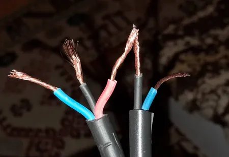 سیم برق افشان 2 در 2.5 البرز کابل ایران مدل bl