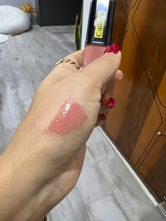 رژ لب مایع کالیستا مدل Vivid Shine شماره S33