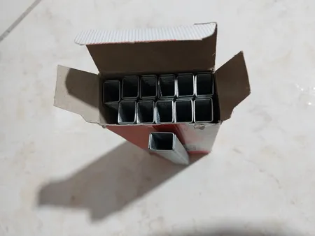 سوزن منگنه تینا فلز سایز 530/14 بسته 2100 عددی