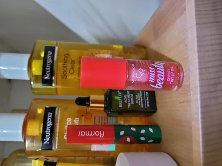 رژ لب مایع گلدن رز مدل Cher_ry