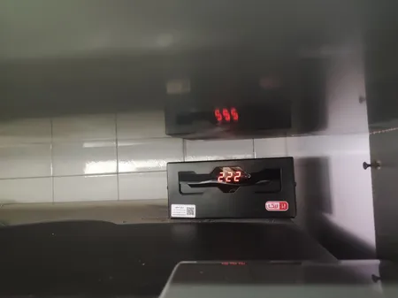 ترانس استابلایزر پرنیک مدل ECO-2000-Full ظرفیت 2000 ولت آمپر