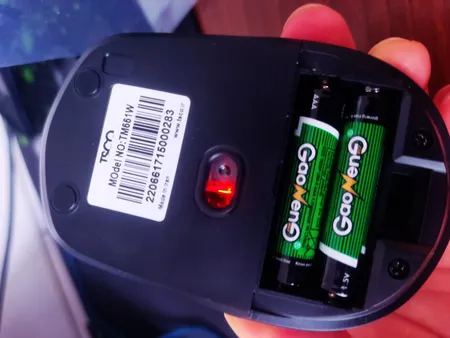 ماوس بی سیم تسکو مدل TM 661 w