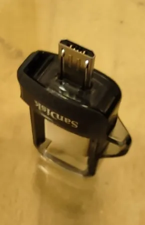 فلش مموری سن دیسک مدل Ultra Dual Drive M3.0 ظرفیت 32 گیگابایت