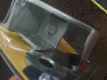 محافظ قفل پیشگامانفر گویا مدل جی  1400 راست