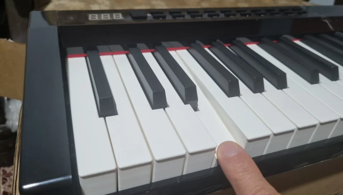 پیانو کونیکس مدل مدل ph88c