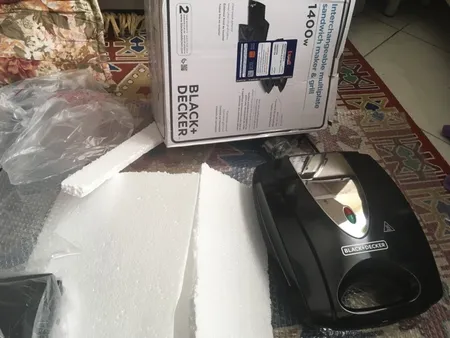 ساندویچ ساز بلک اند دکر مدل TS4080