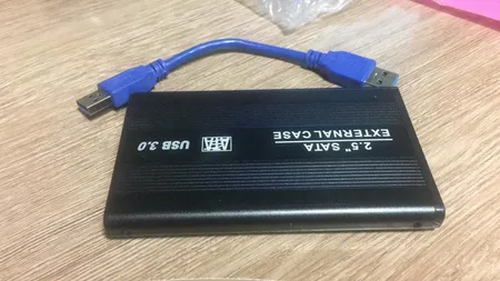 باکس تبدیل SATA به USB 3.0 مدل NM-FB فلزی 2.5 اینچی